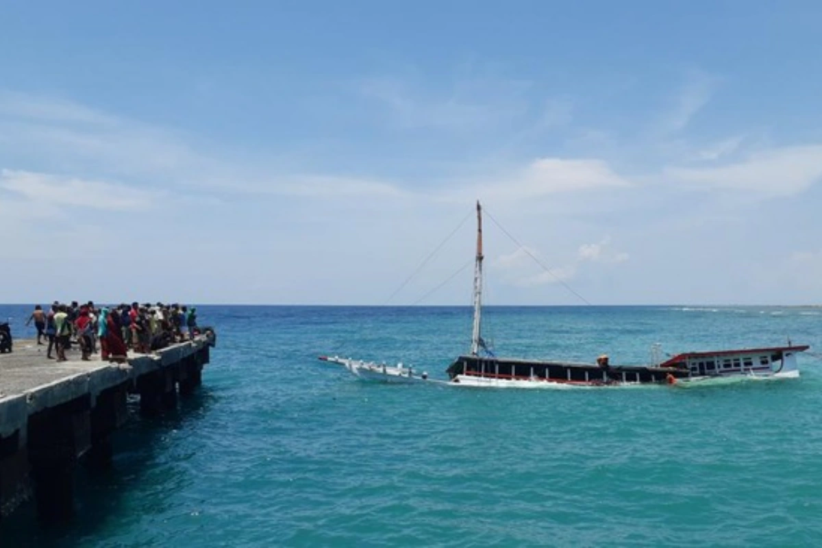 Dua Awak KM Mitra Jaya Hilang Usai Kapal Karam di Tanjung Api