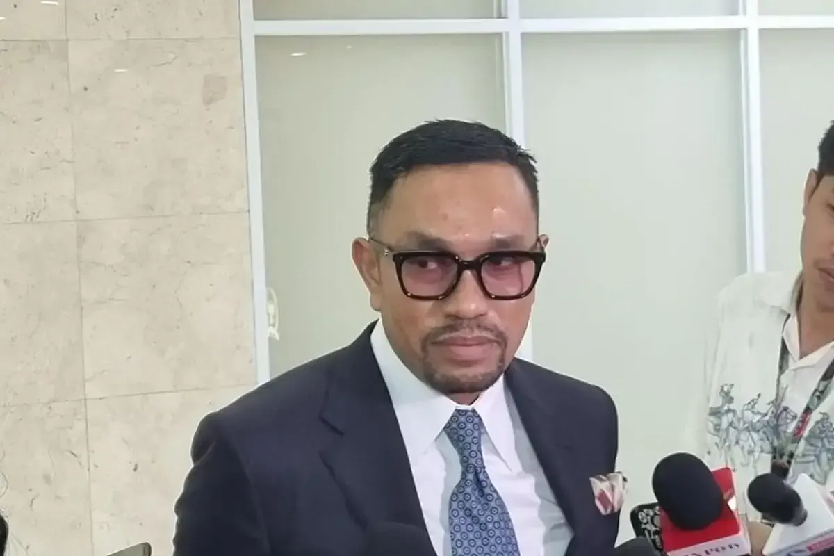 Hotman Paris bawa nama Prabowo saat membela Febrie Ardiansyah, lalu Sahroni menegaskan proses hukum harus tetap transparan