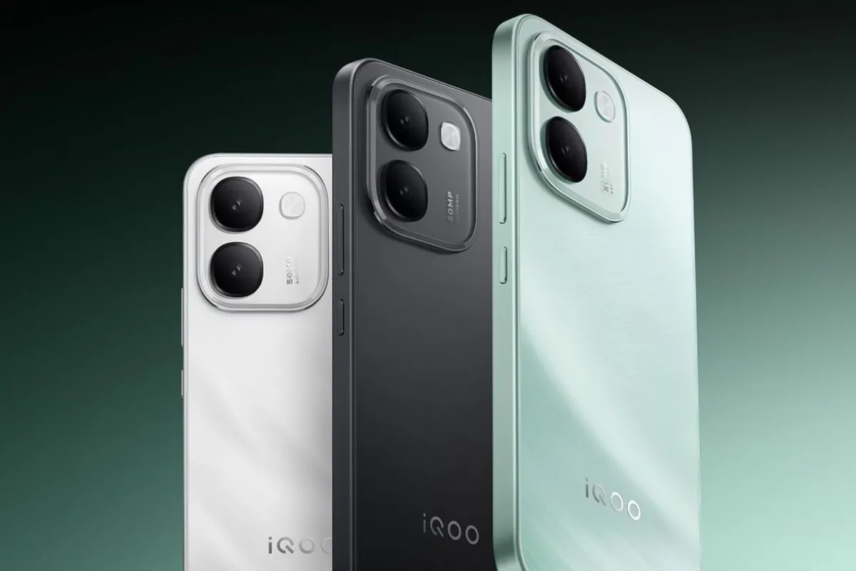 iQoo Z11S 10.000 mAh resmi meluncur di China. Ponsel ini membawa layar AMOLED 144 Hz, Dimensity 7500, RAM 12 GB, dan IP68/IP69.