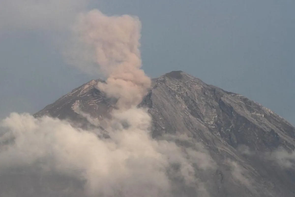Kedaulatan Keselamatan Rakyat Utama Saat Semeru Erupsi 3.000 Meter