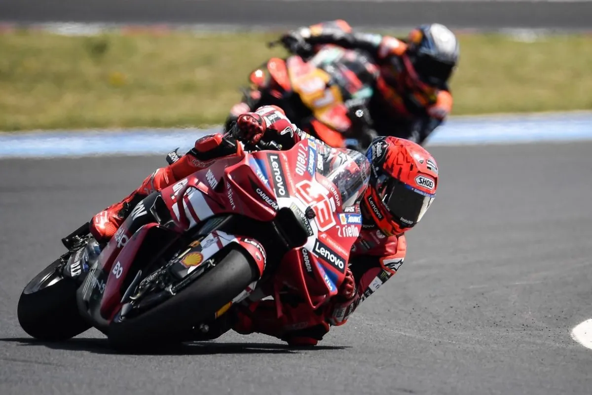 MotoGP Aragon 2026 menjadi peluang Marc Marquez bangkit. Simak jadwal, rekornya di Aragon, serta modal Ducati Lenovo menghadapi seri ke-13.