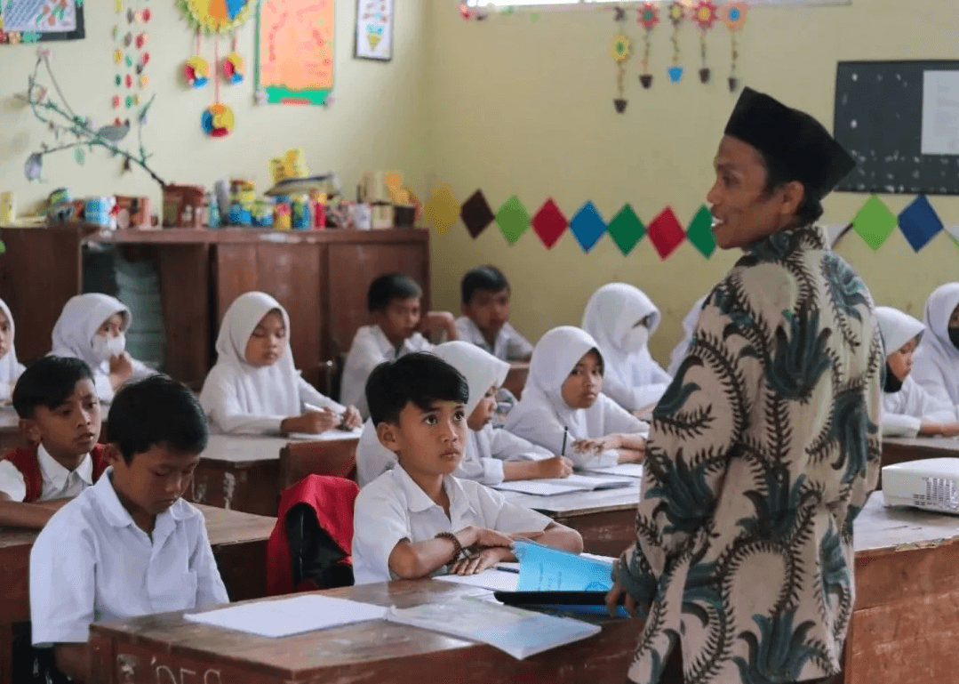 Negara Diminta Adil pada Guru Madrasah