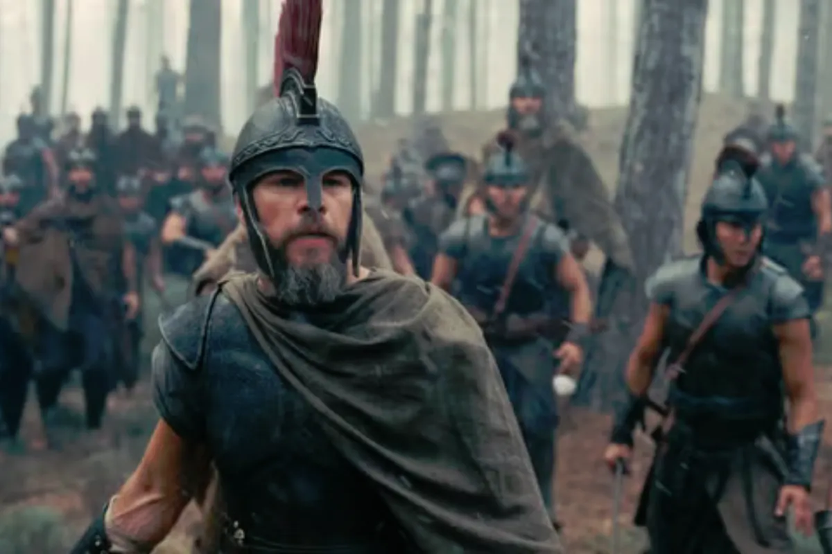 Review The Odyssey mengulas adaptasi Christopher Nolan yang menghadirkan kisah Homer dengan alur lebih modern, visual megah, akting kuat, dan pengalaman sinematik epik.