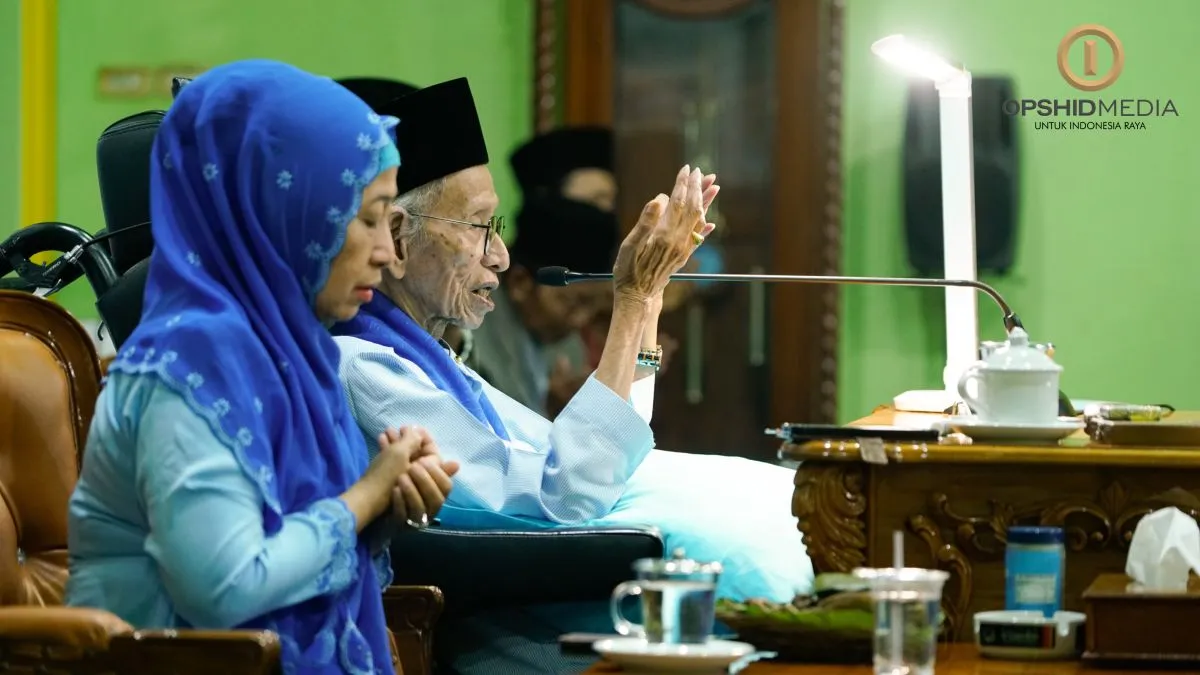 Syekh Muchtarulloh Tegakkan Kemandirian Sosial Pesantren