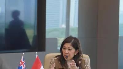 Aturan Gadget Sekolah Diperkuat, Komdigi Soroti Pengawasan Orang Tua dan Risiko Internet Anak