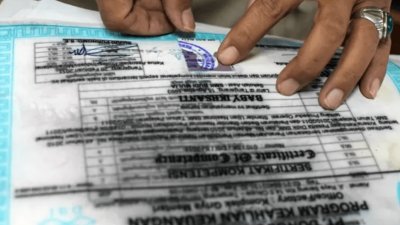 Kemendikdasmen Kunci Keabsahan Ijazah Korban Banjir