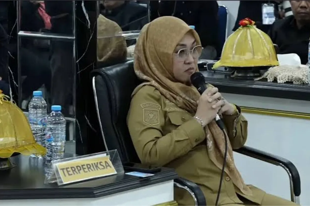 Tiga perkara Husniah menjadi sorotan Pansus Hak Angket DPRD Gowa, mulai dugaan korupsi seragam hingga pencabutan beasiswa doktoral.